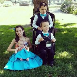 Meet your Posher, Danielle